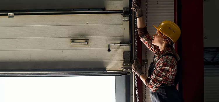 Addressing Common Garage Door Stoppage Issues in Mobile, AL