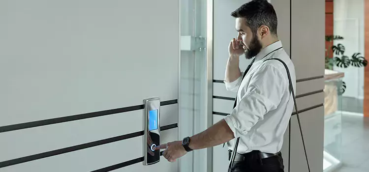 Cloud Based Access Control Mobile